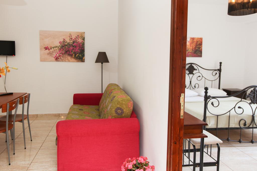 Kallisti Apartments Skiathos-stad Buitenkant foto