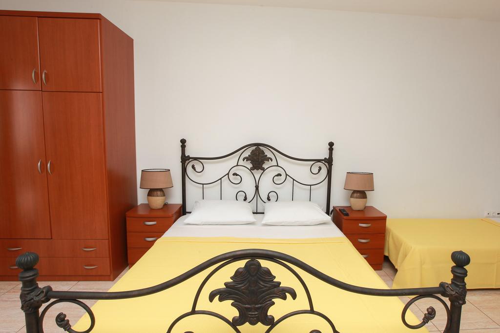 Kallisti Apartments Skiathos-stad Kamer foto